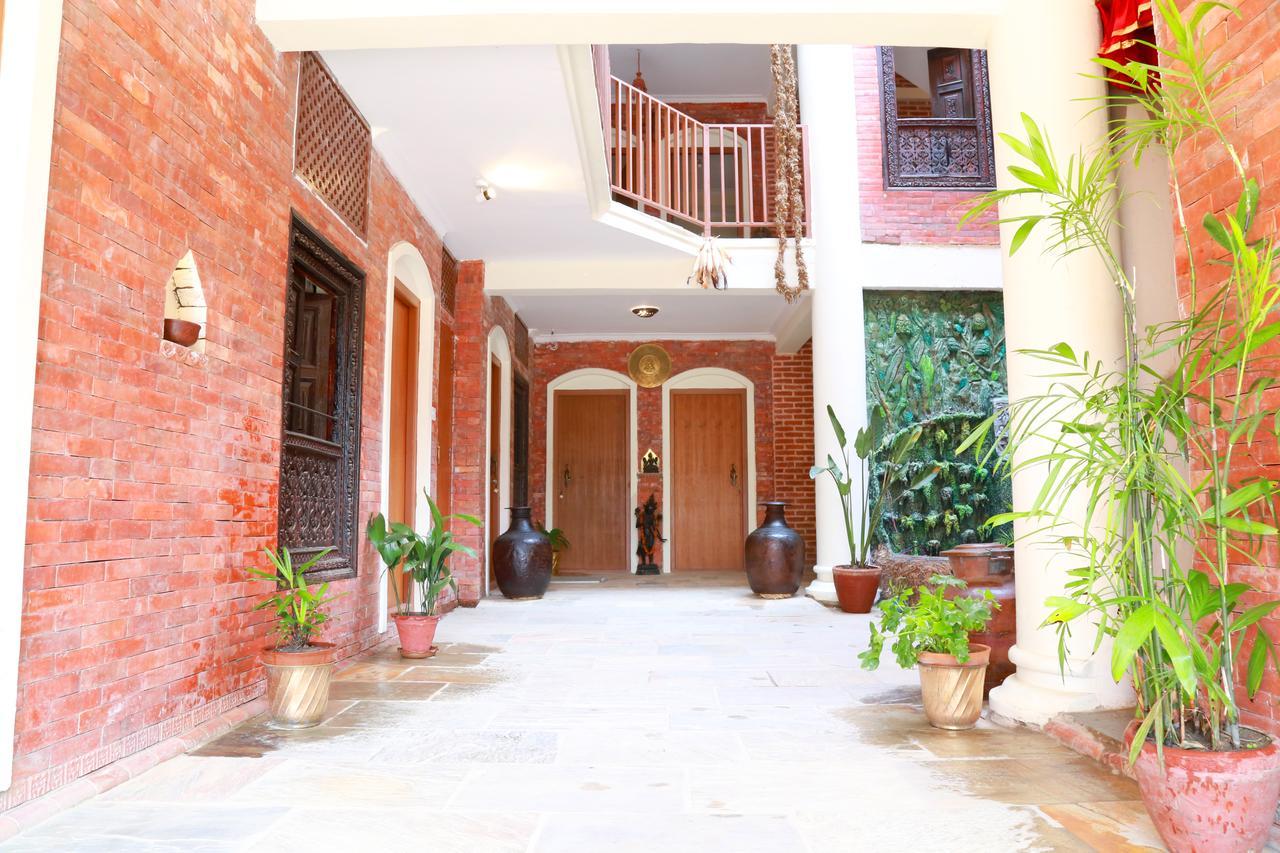 Newa Home Kathmandu Buitenkant foto