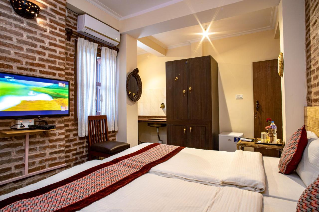 Newa Home Kathmandu Buitenkant foto