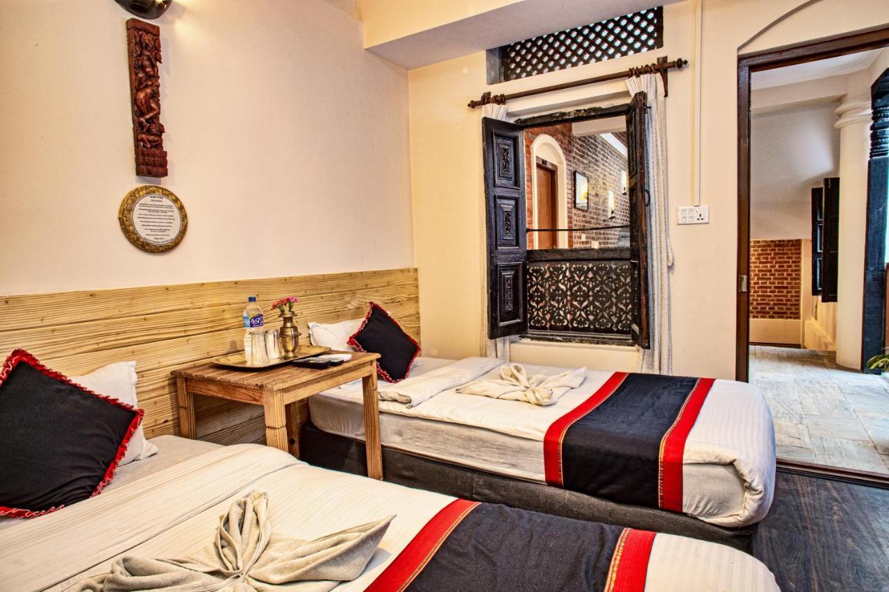 Newa Home Kathmandu Buitenkant foto